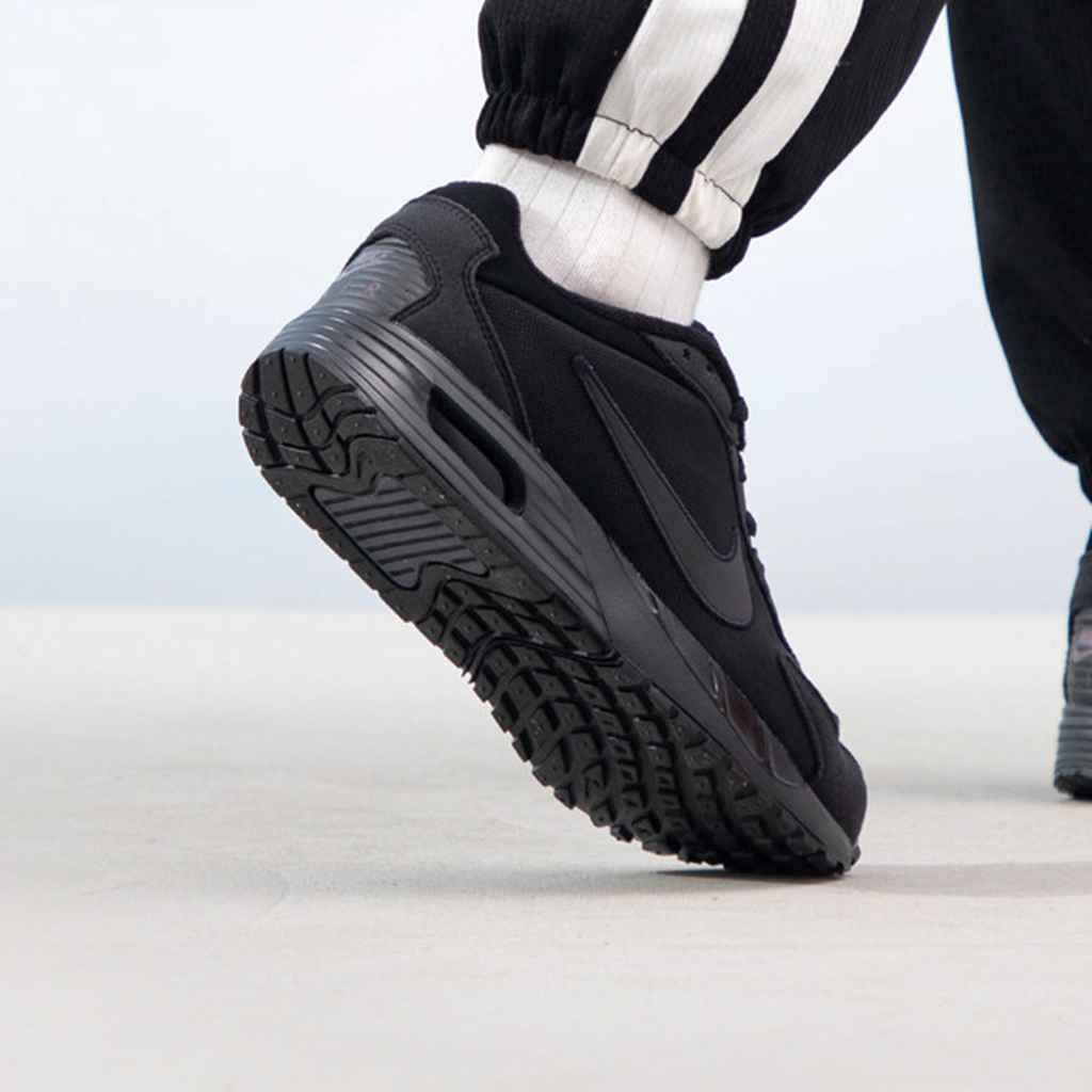 Alternative view of Giày Nike Air Max Solo ‘Black’ FN0784-004