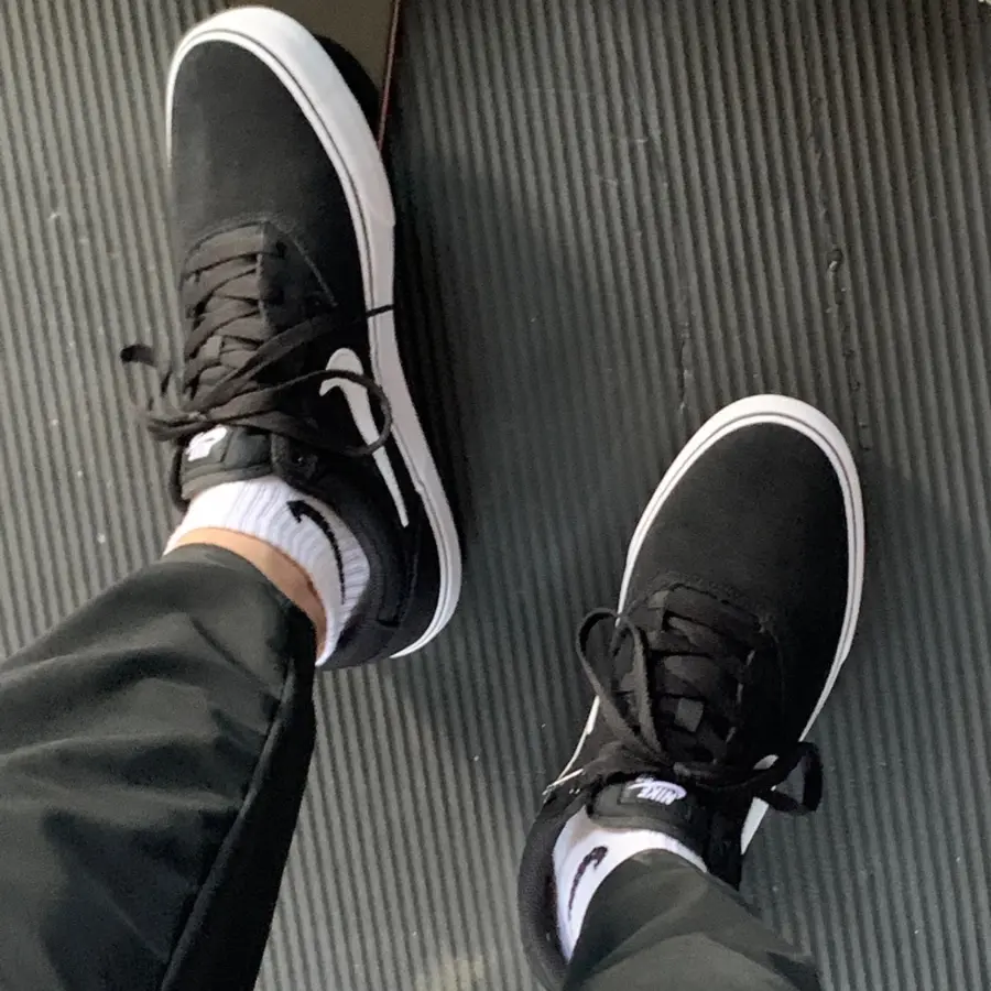 Giày Nike Chron 2 SB ‘Black White’ DM3493-001 - Ảnh 4