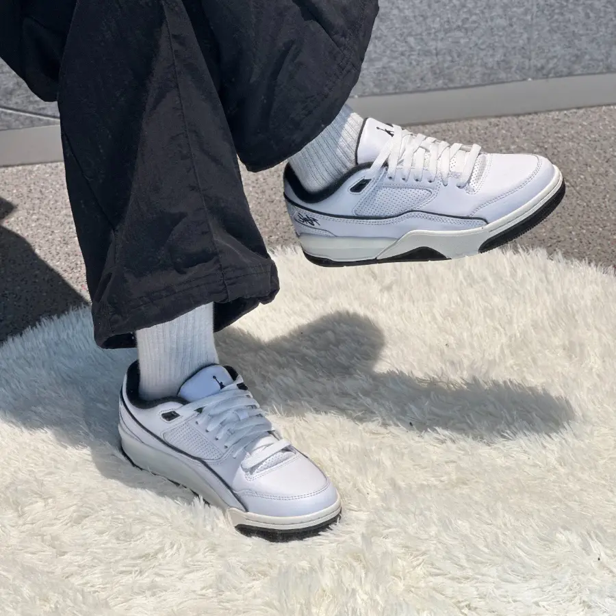 Alternative view of Giày Nike Air Jordan Flight Court ‘White Black’ HF3255-100