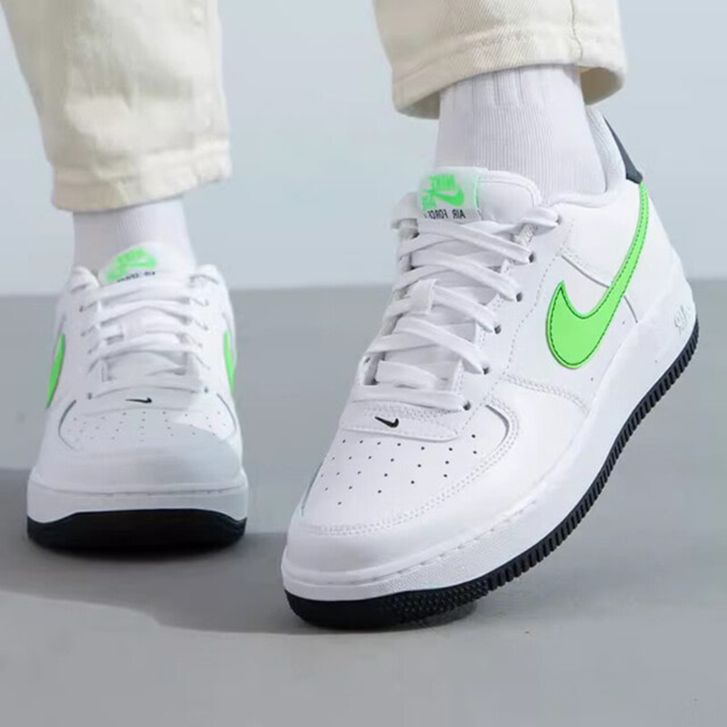 Alternative view of Giày Nike Air Force 1 Low 'White Green Strike' FV5948-106