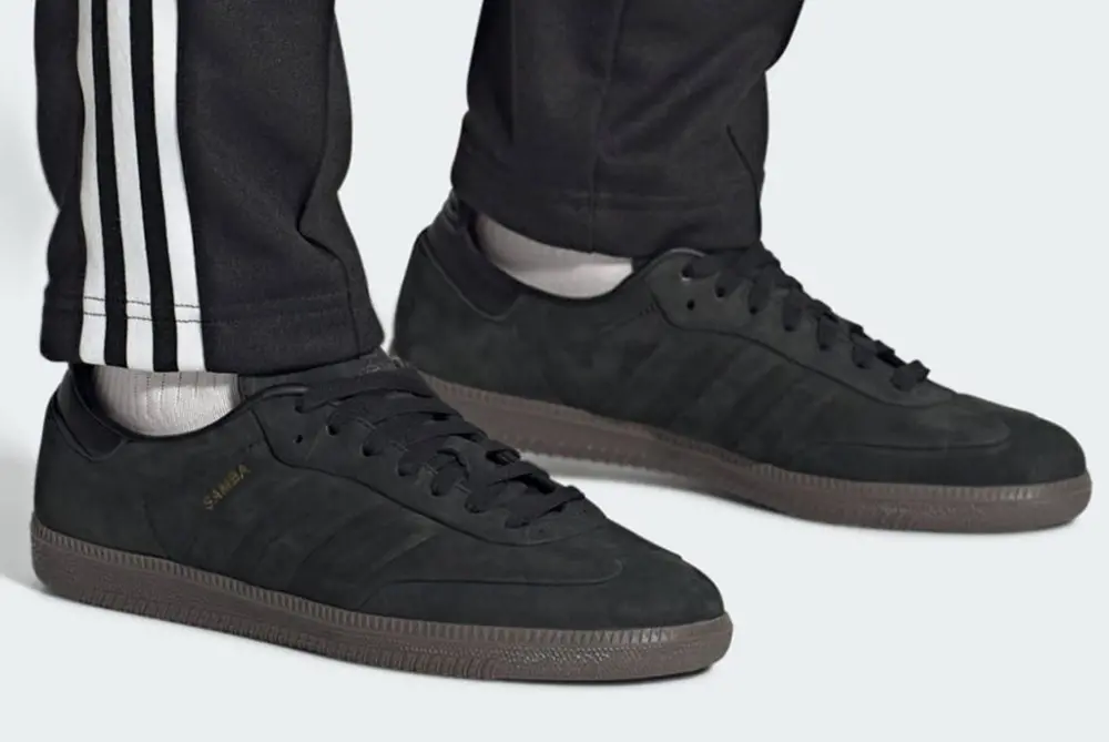 Alternative view of Giày Adidas Samba OG ‘Core Black Gum’ IG1237