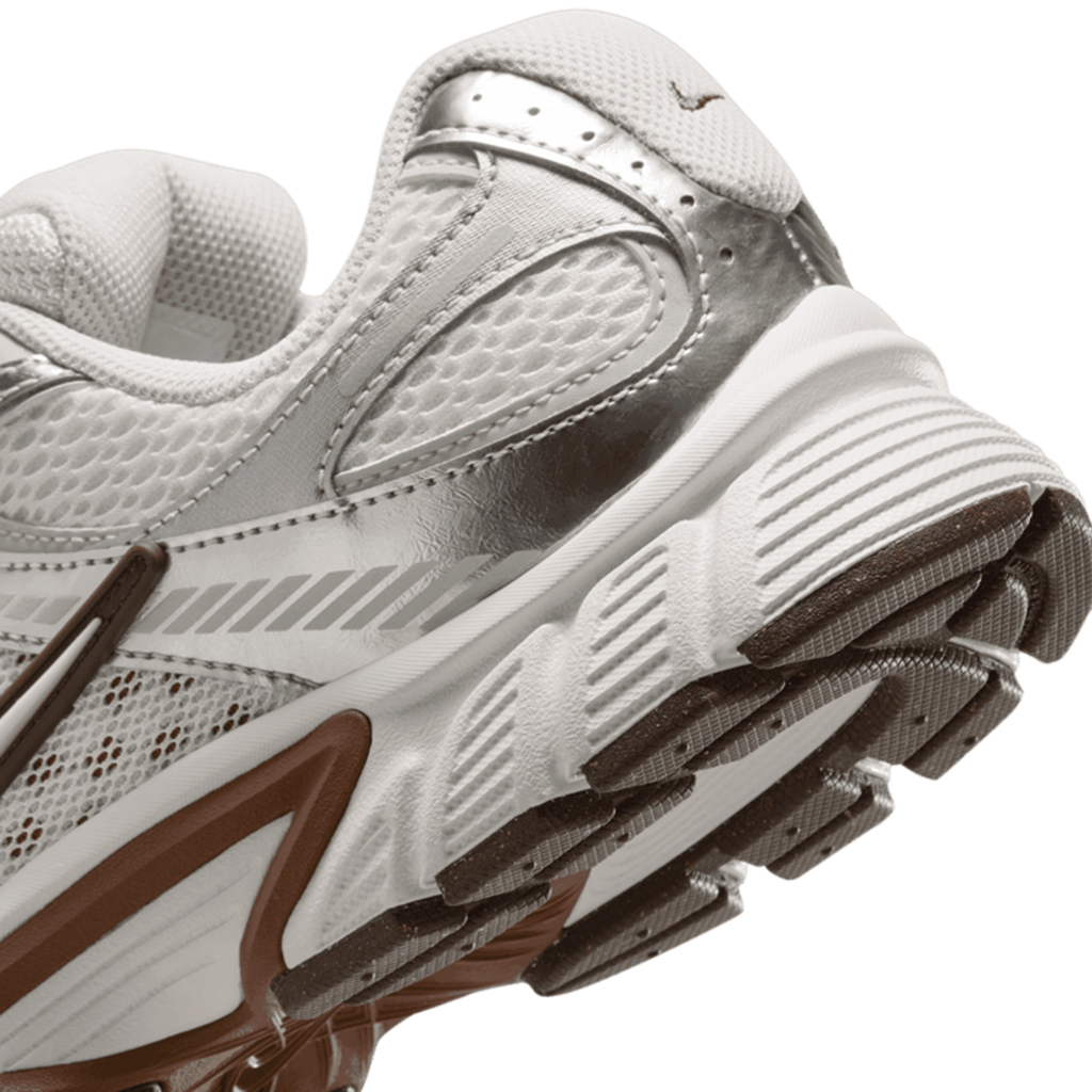 Giày Nike V5 RNR 'Sail Fonner Brown' HQ7901-102 - Ảnh 4