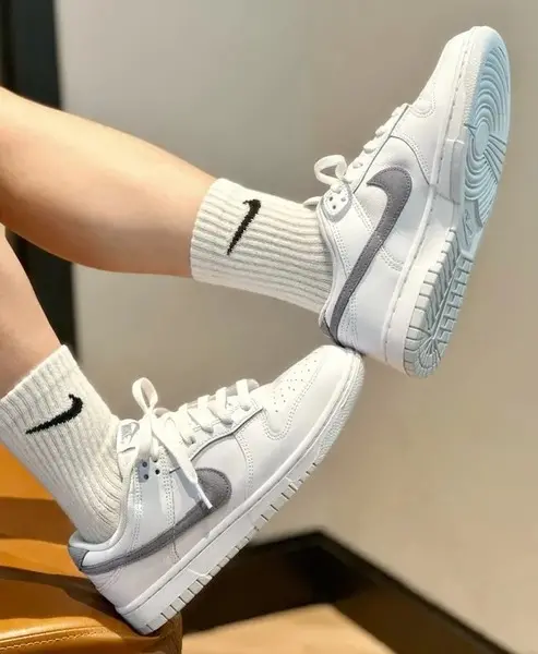 Alternative view of Giày Nike Dunk Low 'White Gray' IH0632-141