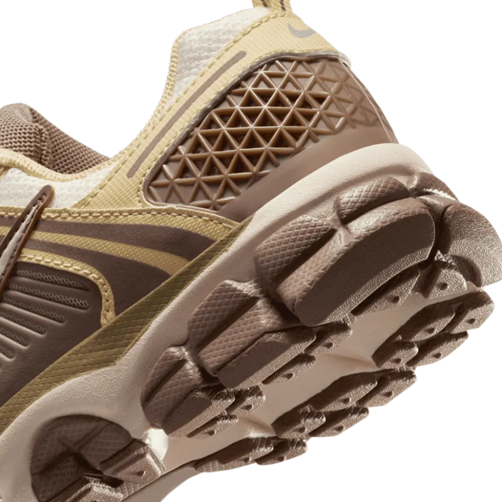 Alternative view of Giày Nike Zoom Vomero 5 'Pale Ivory Mink Brown' HV6009-111
