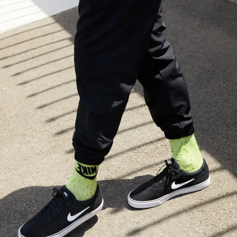 Alternative view of Giày Nike Chron 2 SB ‘Black White’ DM3493-001