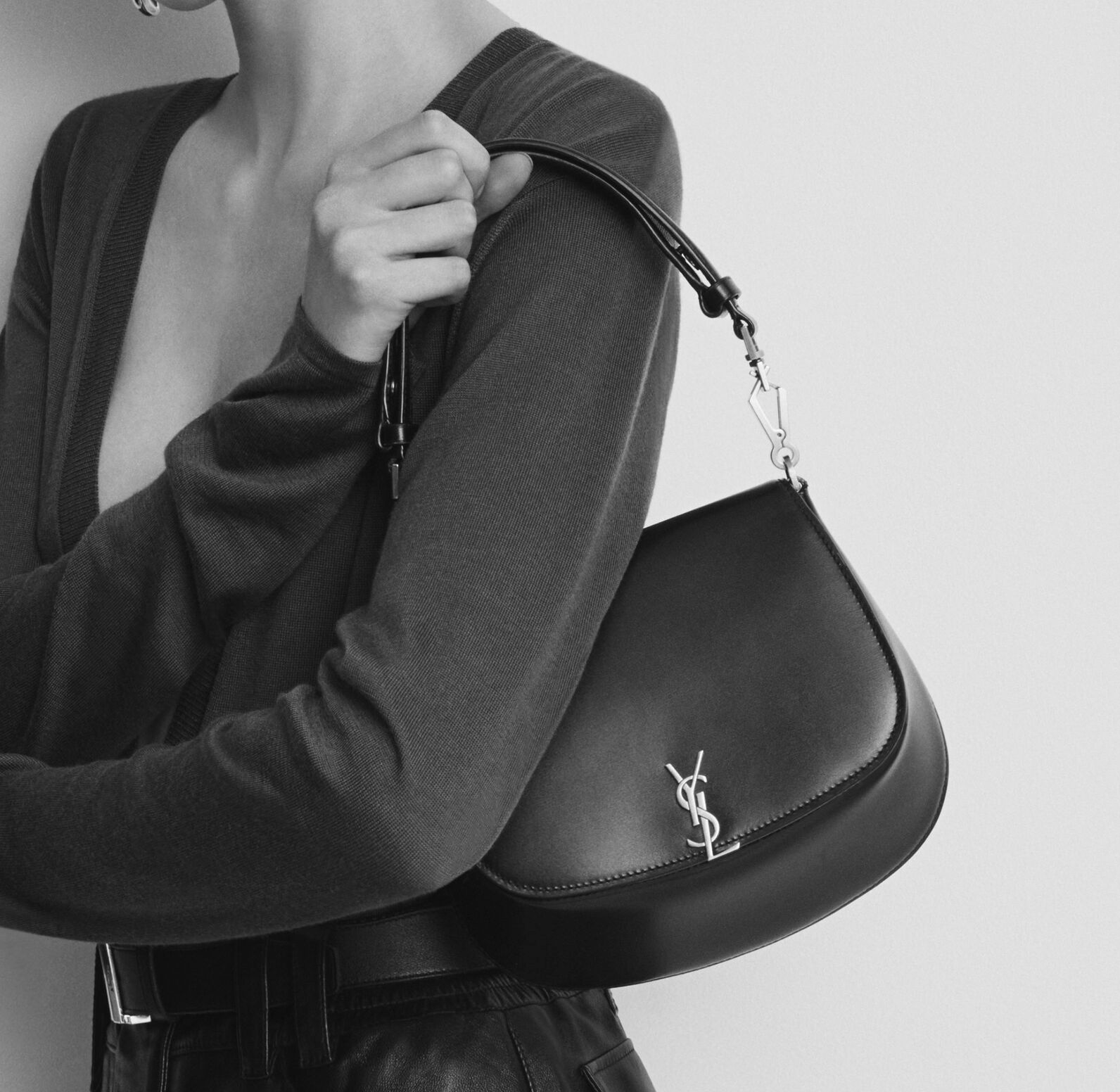 Alternative view of Túi Saint Laurent Voltaire ‘Black’ 8008460SX0W1000