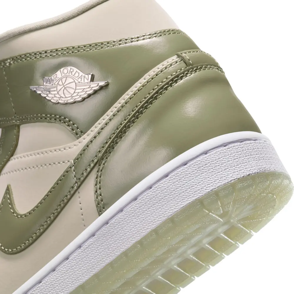 Alternative view of Giày Nike Jordan 1 Mid SE 'Sea Glass Oil Green' HF4079-003