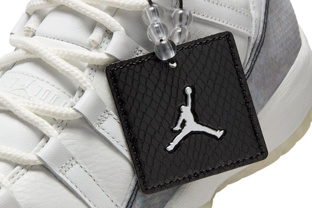 Giày Nike Air Jordan 11 Retro Low 'Year of the Snake' HQ7000-001 - Ảnh 3