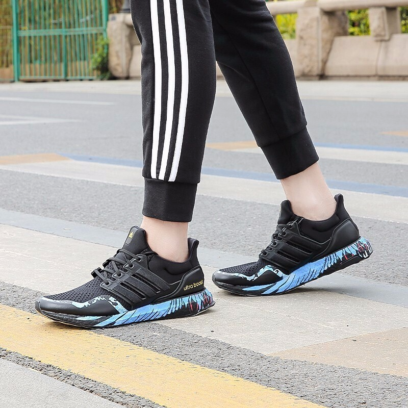 Giày Adidas UltraBoost DNA ‘Chinese New Year Blue Boost’ FW4321 - Ảnh 3