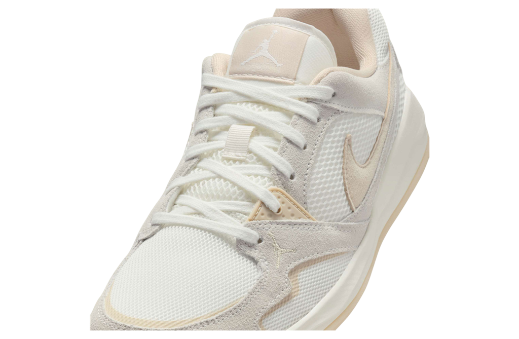 Giày Nike Air Jordan CMFT 'Era Sail Ratta' HJ6778-102 - Ảnh 2