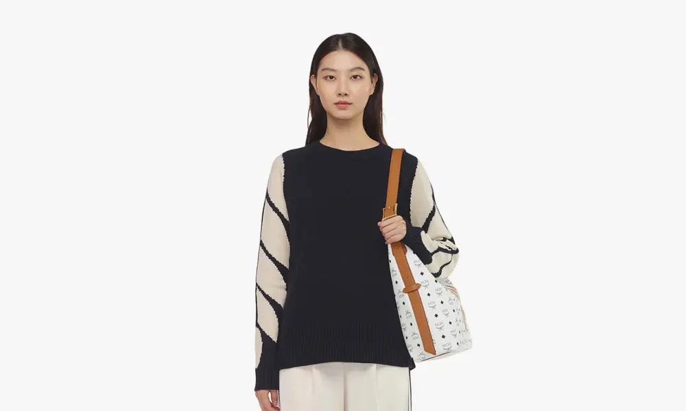 Túi MCM Aren Hobo in Mega Laurel Visetos ‘White’ MWHESTA06WT001 - Ảnh 3