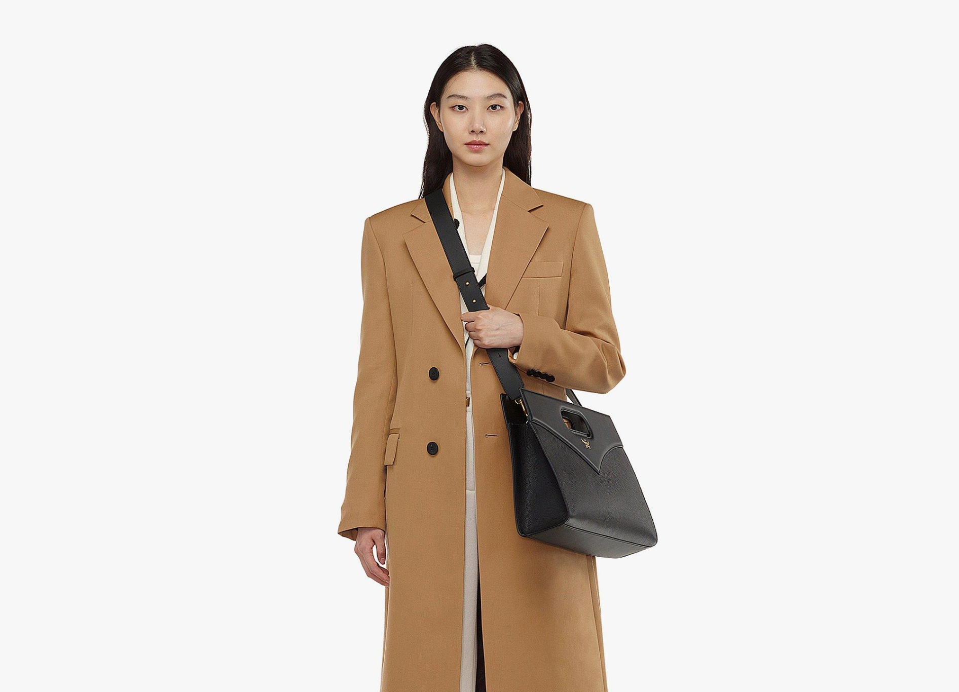 Túi MCM Diamond Tote Embossed Leather ‘Black’ MWTESAK02BK001 - Ảnh 2