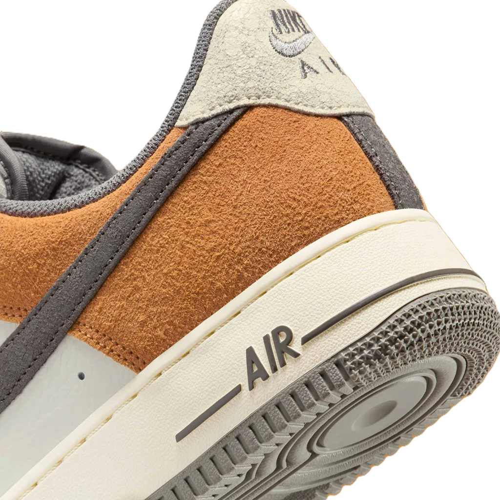 Alternative view of Giày Nike Air Force 1 Low '07 'Sail Light Wheat Grey' IB7718-030