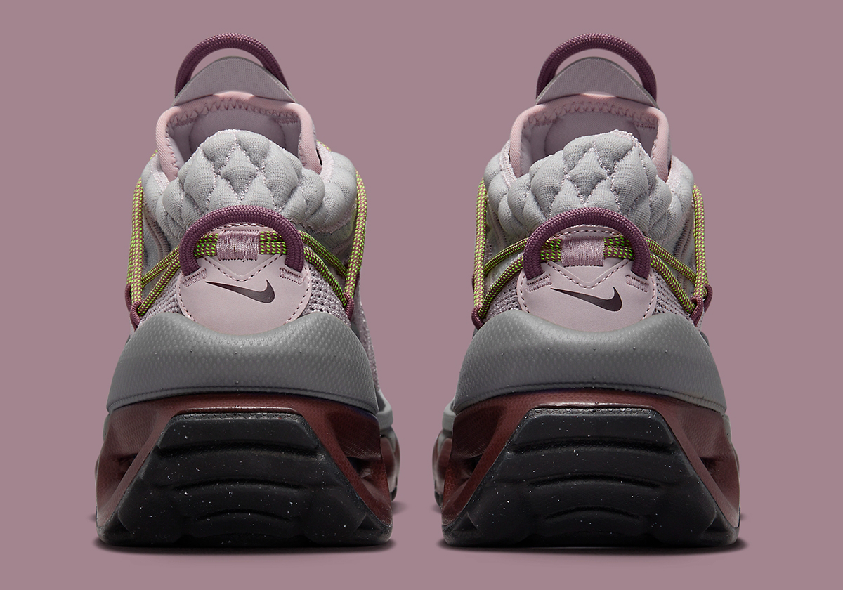 Alternative view of Giày Nike Air Max Flyknit Venture ‘Platinum Violet’ FD2110-002