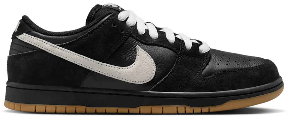 Giày Nike Dunk Low Pro SB ‘Black White Gum’ HF3704-003