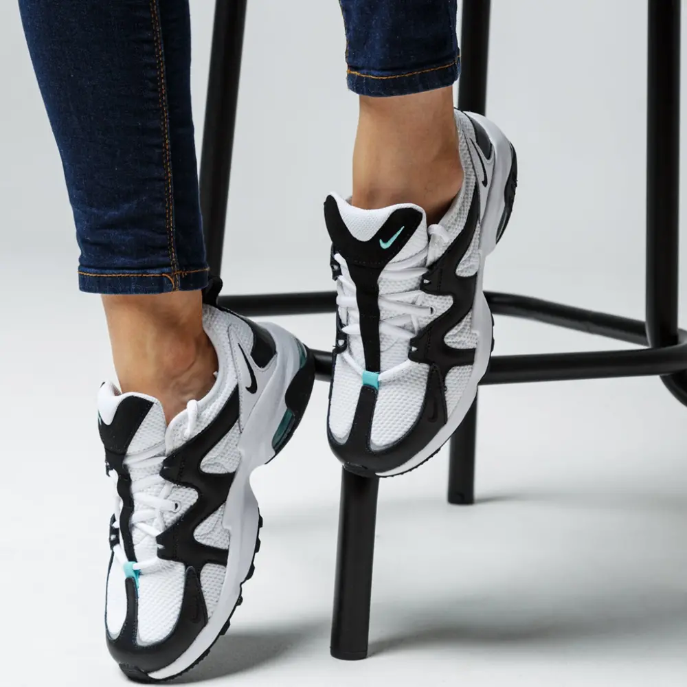 Giày Nike Wmns Air Max Graviton ‘White Black’ AT4404-101 - Ảnh 3