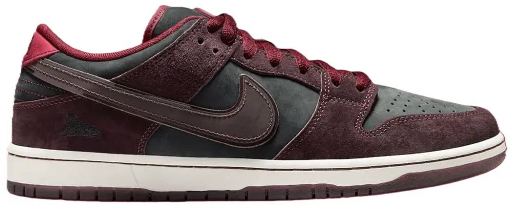 Giày Nike SB Dunk Low ‘Riot Skateshop’ FZ1289-200