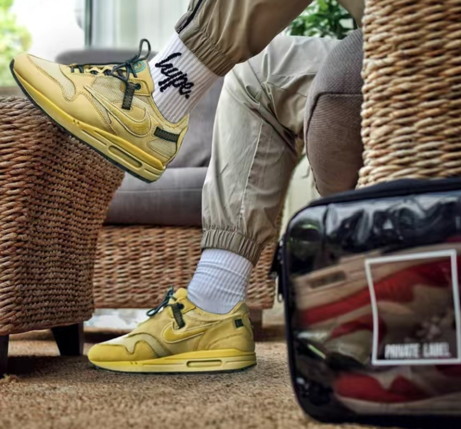 Giày Nike Air Max 1 x Travis Scott ‘Gold’ DO9392-700 - Ảnh 3