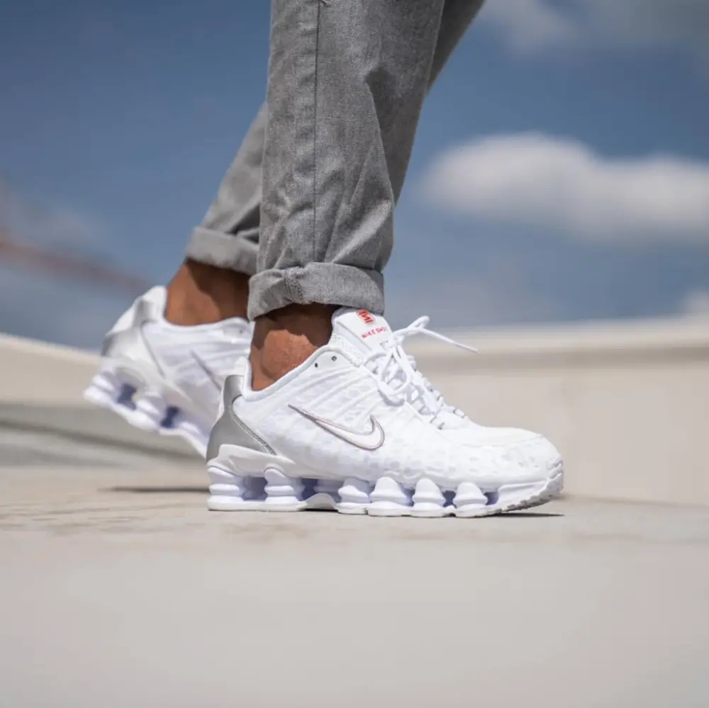Giày Nike Shox TL 'White Metallic Silver' AV3595-100 - Ảnh 3