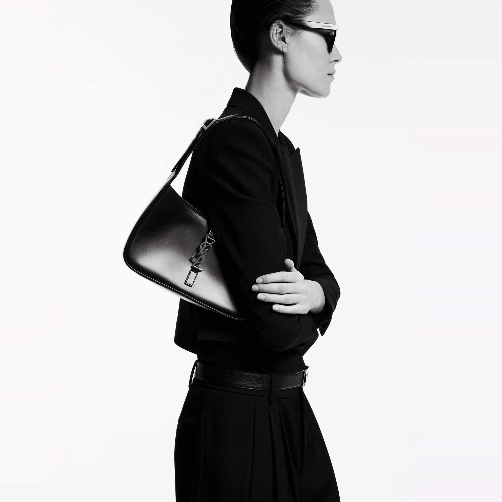 Alternative view of Túi Saint Laurent Le 5 À 7 ‘Dark Red Wine’ 657228B870W6413