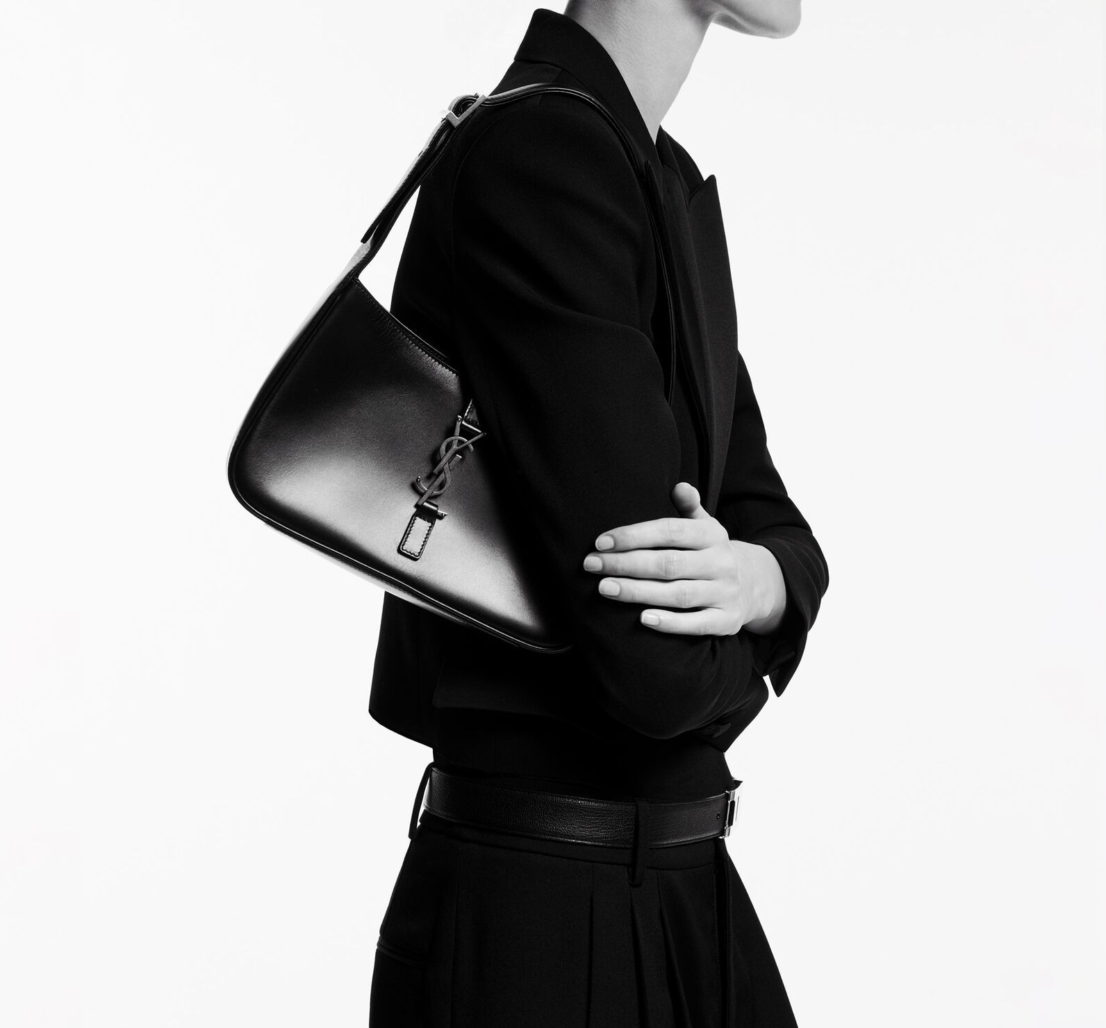 Túi Saint Laurent Le 5 À 7 ‘Black’ 763419AACX71000 - Ảnh 3