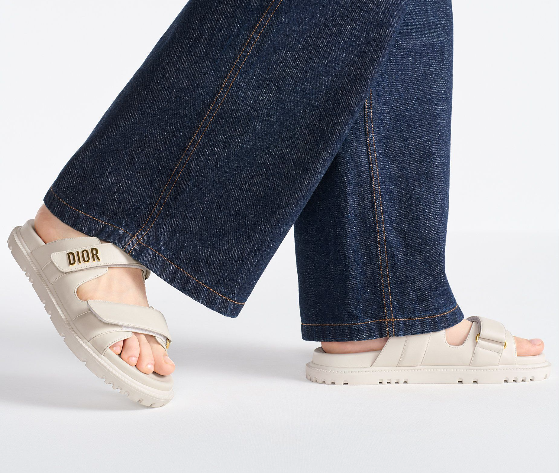 Dép Dior Dioract Slide ‘White’ KCQ718LAB-S03W - Ảnh 3