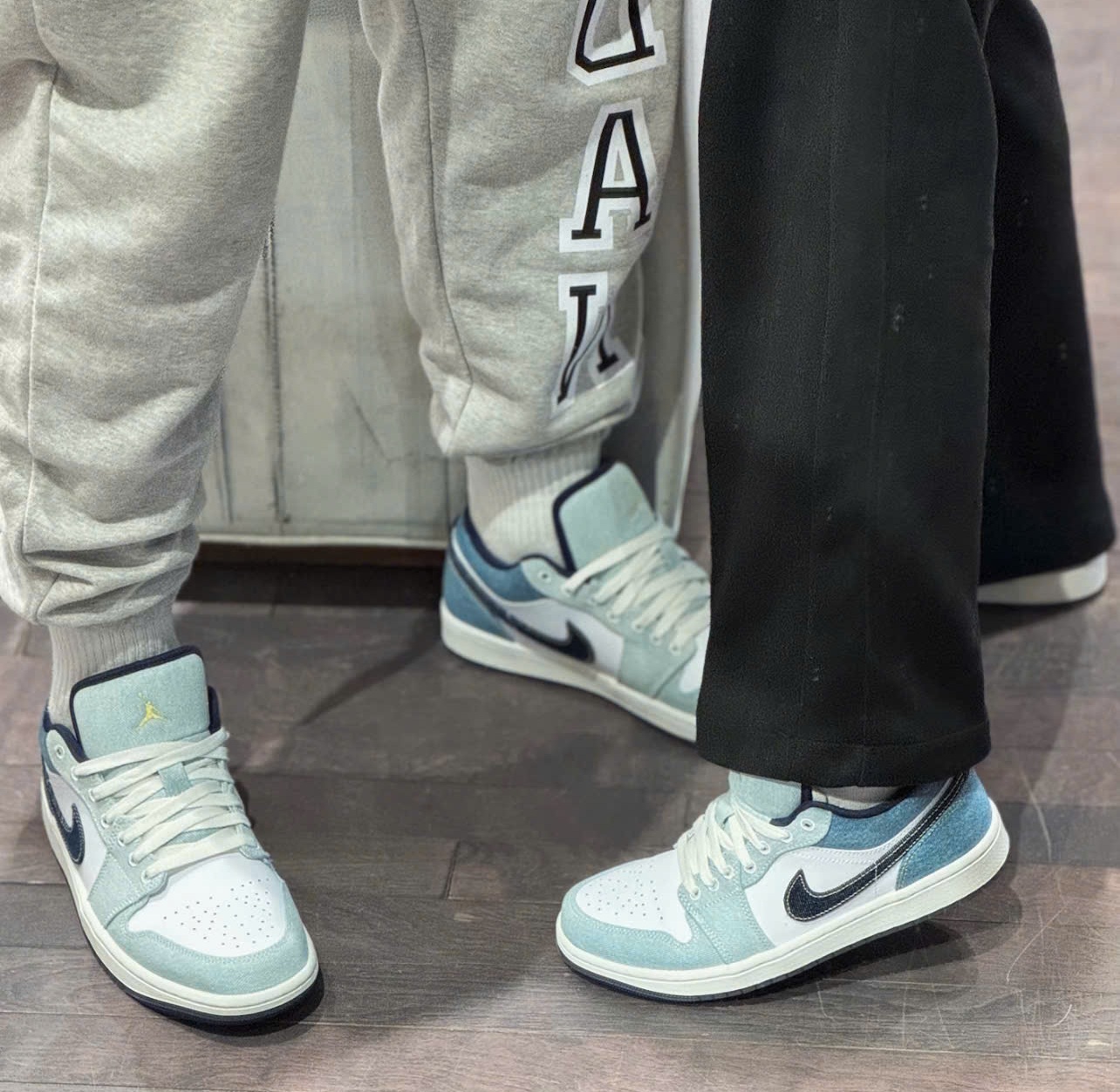 Giày Nike Air Jordan 1 Low SE ‘Light Denim’ IH0648-141 - Ảnh 5