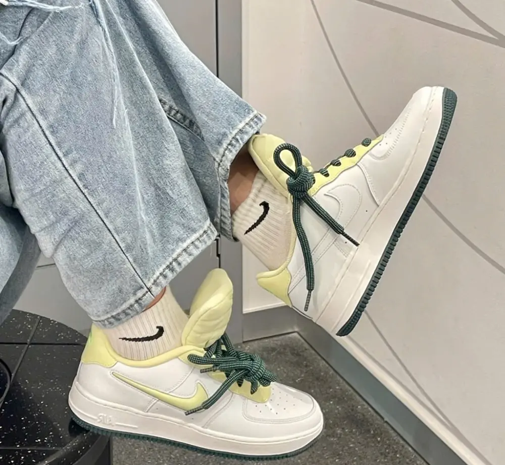 Giày Nike Air Force 1 Low GS ‘Padded Tongue’ FB7402-100 - Ảnh 4