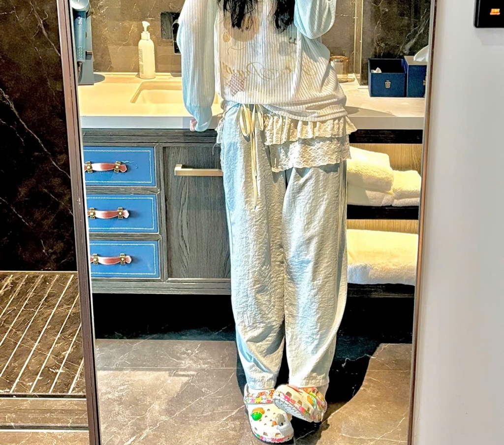 Dép Crocs Classic x Squishmallows ‘Squish Squad’ 210216-90H - Ảnh 3