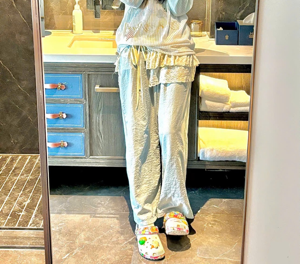 Dép Crocs Classic x Squishmallows ‘Squish Squad’ 210216-90H - Ảnh 4