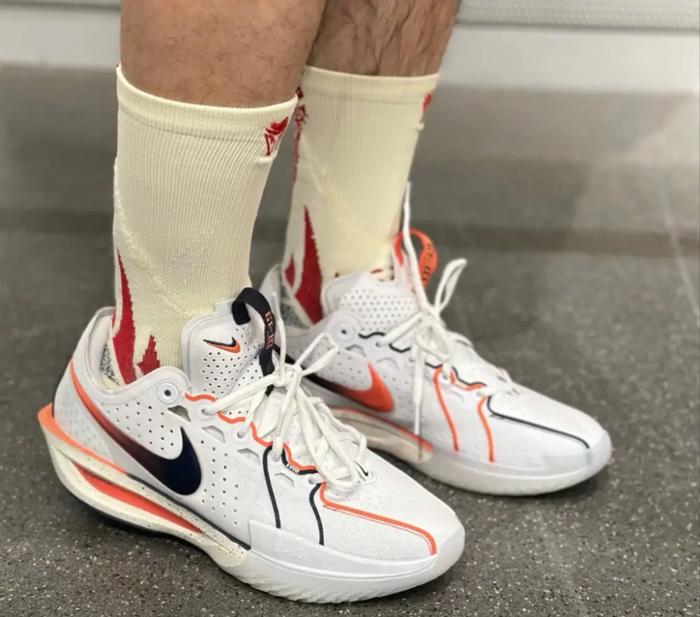 Alternative view of Giày Nike Air Zoom GT Cut 3 EP ‘CHBL’ IB8870-191