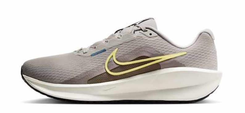 Alternative view of Giày Nike Downshifter 13 ‘College Grey & Soft Yellow’ FD6454-011