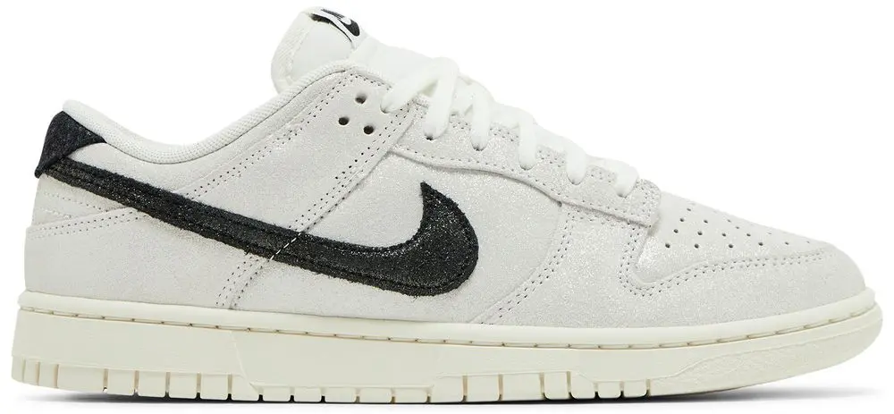 Giày Nike Wmns Dunk Low SE ‘White Glittery’ HQ3502-100
