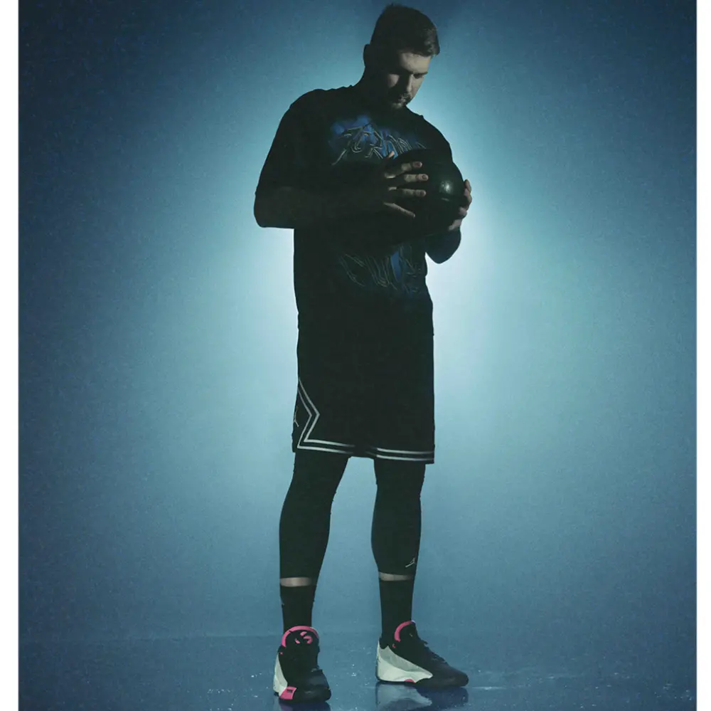 Alternative view of Giày Nike Jordan Luka .77 'Black Hyper Pink Barely Green' HF0806-001