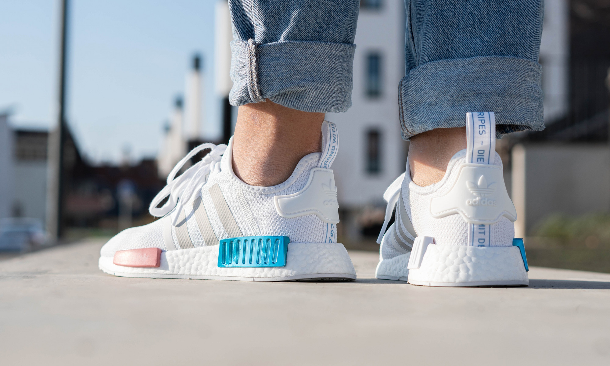 Giày Adidas Wmns NMD_R1 ‘White Grey Blue Rose’ FX7074 - Ảnh 3