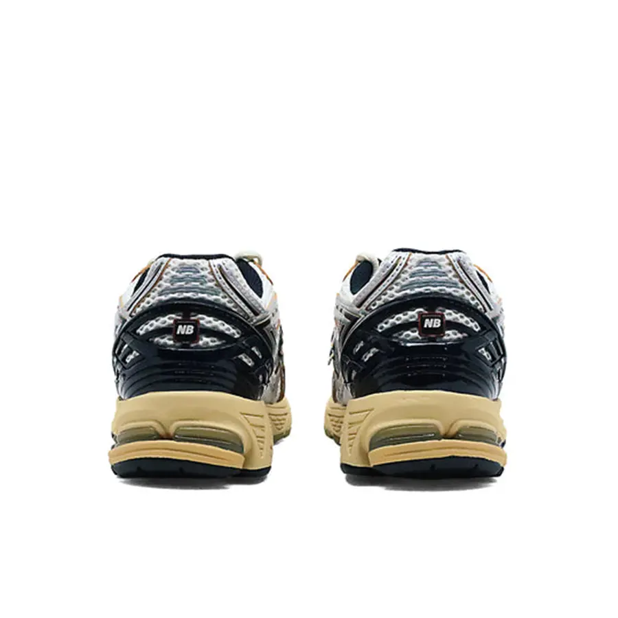 Alternative view of Giày New Balance 1906R ‘Vintage Metallic Silver’ M1906RAV