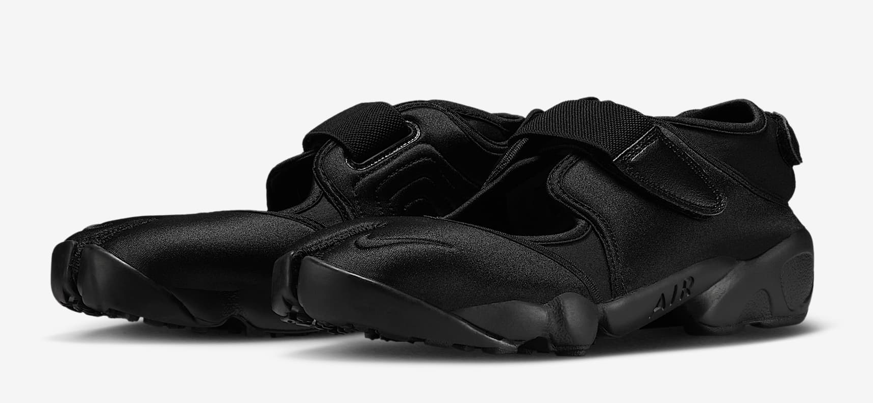 Giày Nike Air Rift ‘Triple Black Satin’ IH1990-010 - Ảnh 6