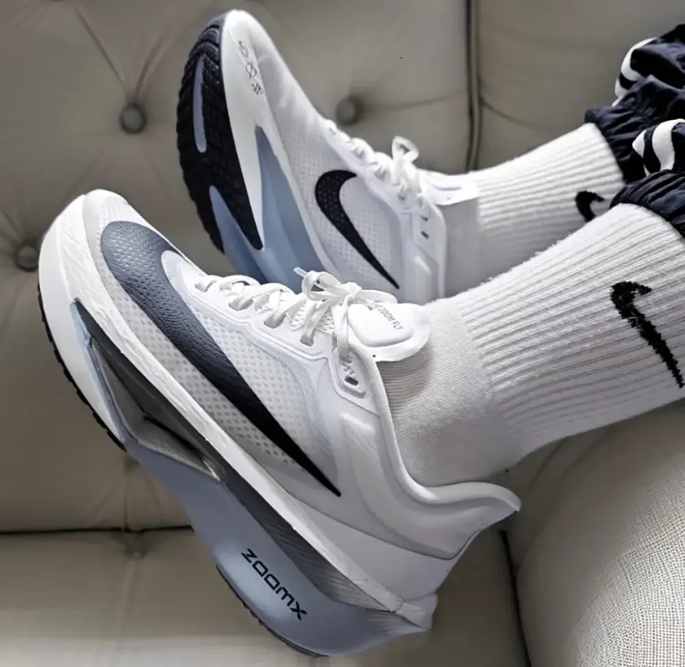 Alternative view of Giày Nike Zoom Fly 6 ‘White Pure Platinum Obsidian’ FN8454-104