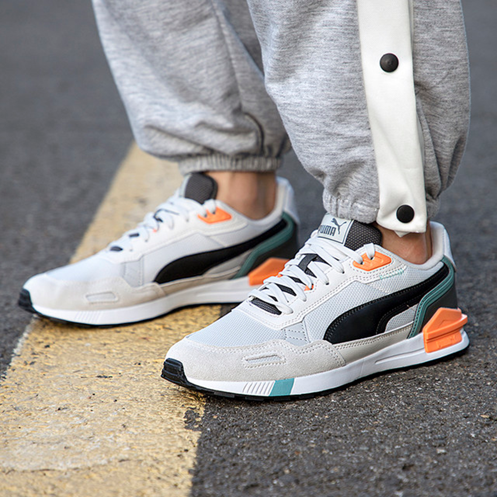 Alternative view of Giày Puma Graviton Tera ‘Cloud Dark’ 383058-04