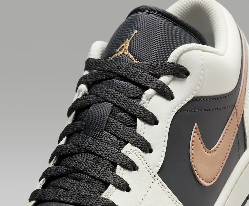 Alternative view of Giày Nike Air Jordan 1 Low ‘Anthracite Hemp Sail’ IH0649-021