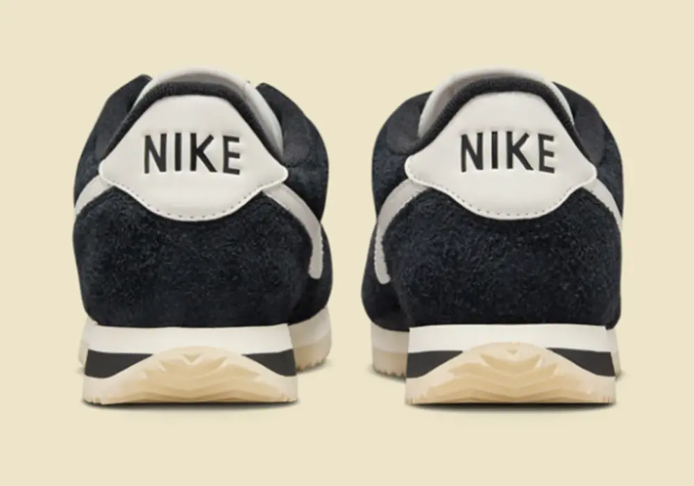 Giày Nike Cortez Cleans Up In ‘Black Suede’ FJ2530-001 - Ảnh 5