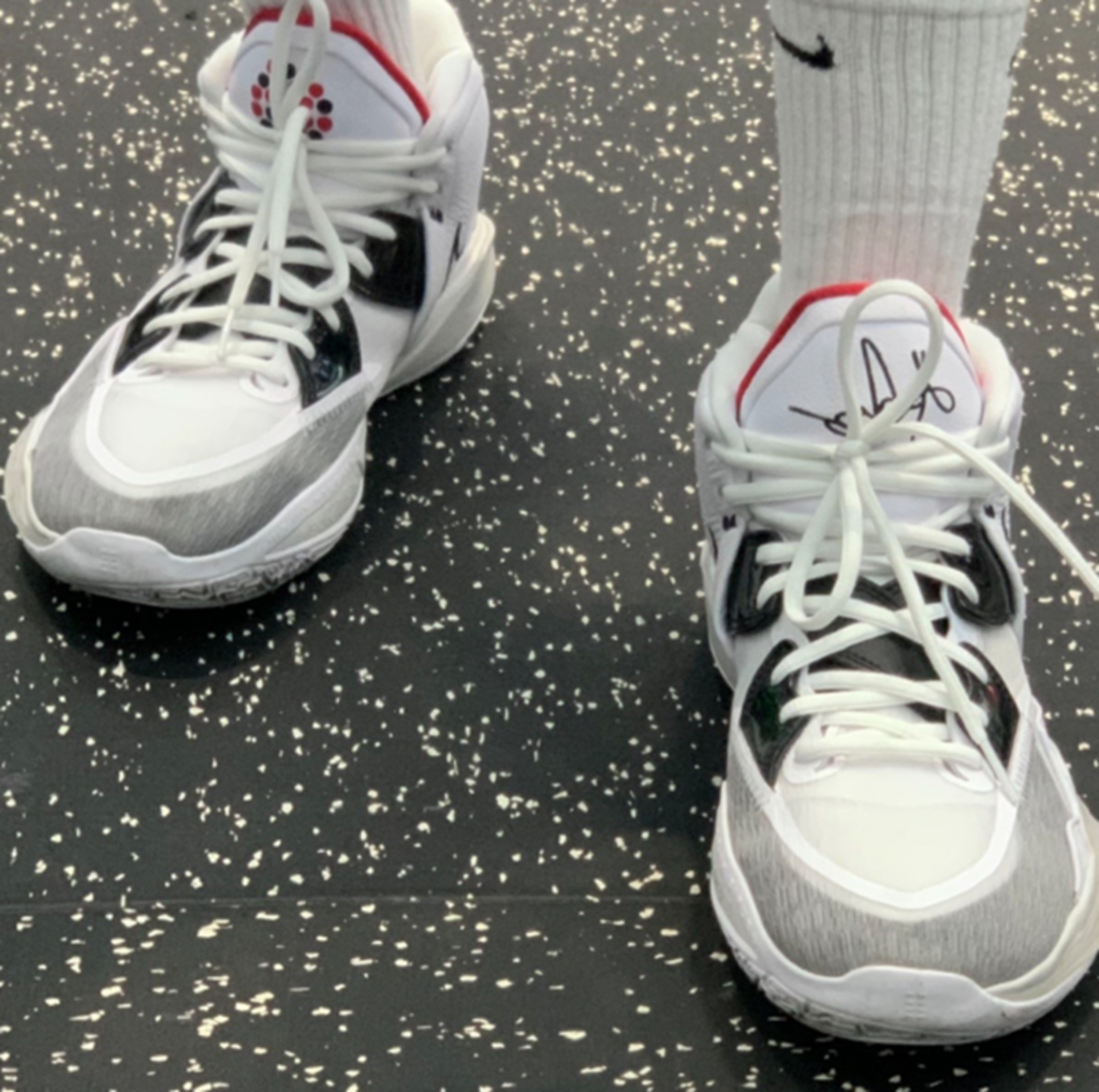 Giày Nike Kyrie 8 ‘Machine’ CZ0204-101 - Ảnh 4