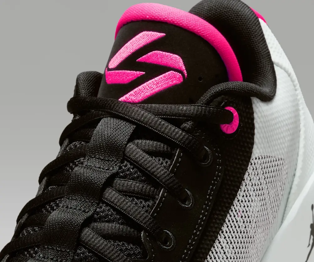 Alternative view of Giày Nike Air Jordan Luka .77 ‘Black Hyper Pink’ HF0819-001