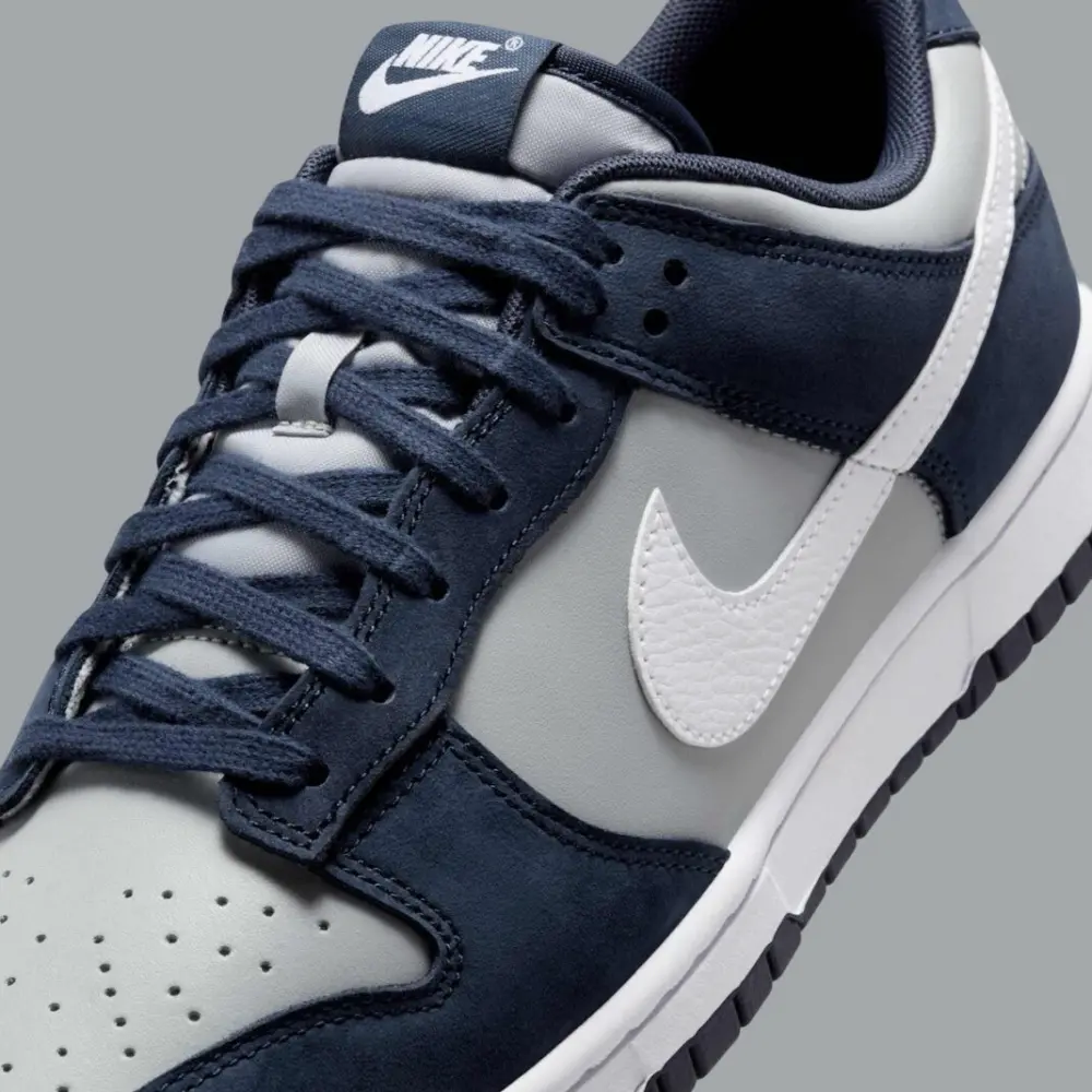 Alternative view of Giày Nike Dunk Low ‘Georgetown Suede’ IB3079-400
