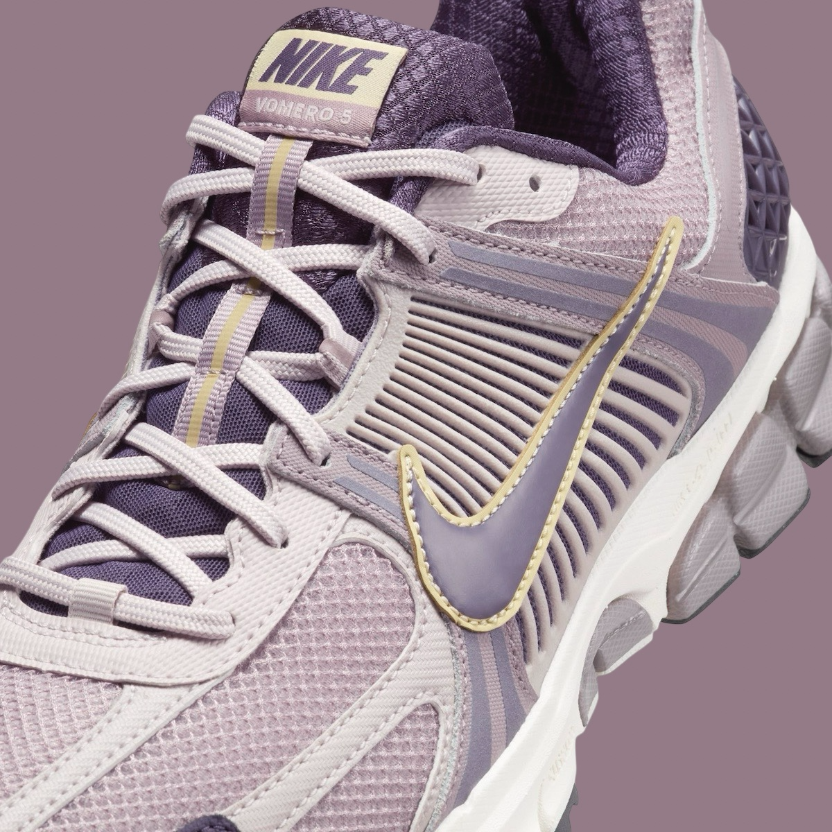 Alternative view of Giày Nike Air Zoom Vomero 5 ‘Platinum Violet’ HQ3643-019