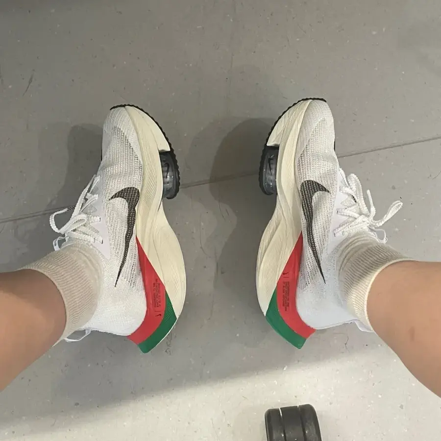 Giày Nike Air Zoom Alphafly Next% ‘Kenya’ DD8878-101 - Ảnh 3