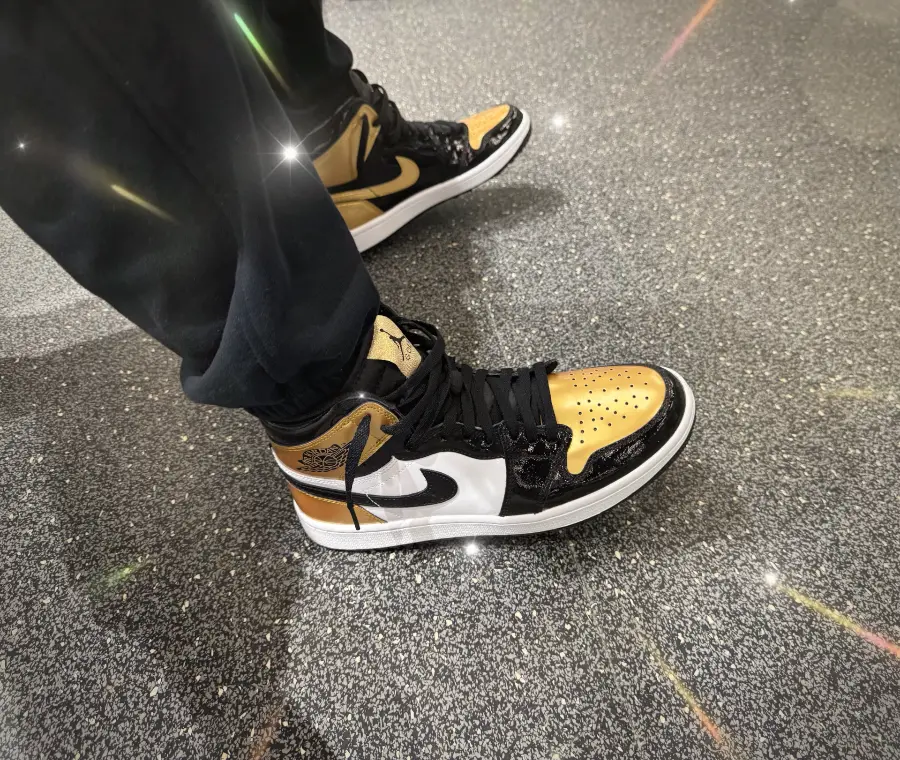 Alternative view of Giày Nike Air Jordan 1 High Golf ‘Gold Toe’ DQ0660-002