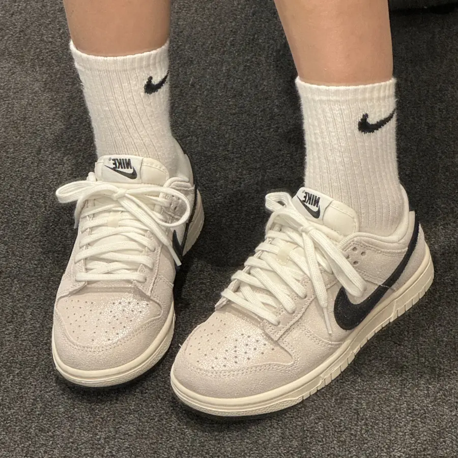 Giày Nike Wmns Dunk Low SE ‘White Glittery’ HQ3502-100 - Ảnh 3