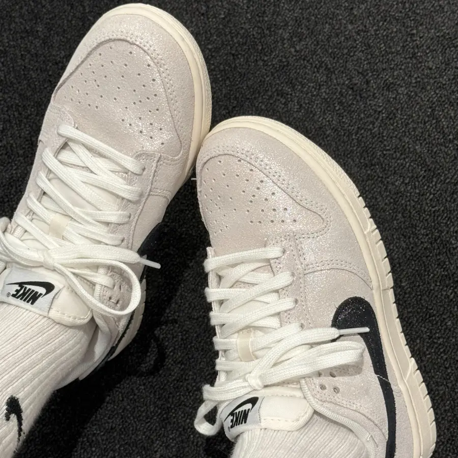 Giày Nike Wmns Dunk Low SE ‘White Glittery’ HQ3502-100 - Ảnh 4
