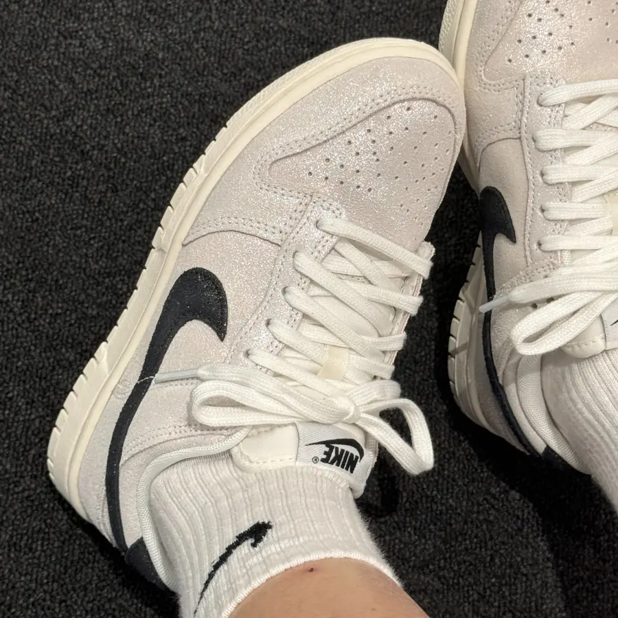 Giày Nike Wmns Dunk Low SE ‘White Glittery’ HQ3502-100 - Ảnh 5